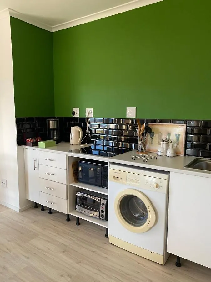 Cape Town Skyline 2 Bedroom Apartment South Africa