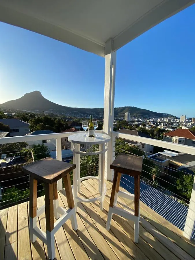 Cape Town Skyline 2 Bedroom Apartment