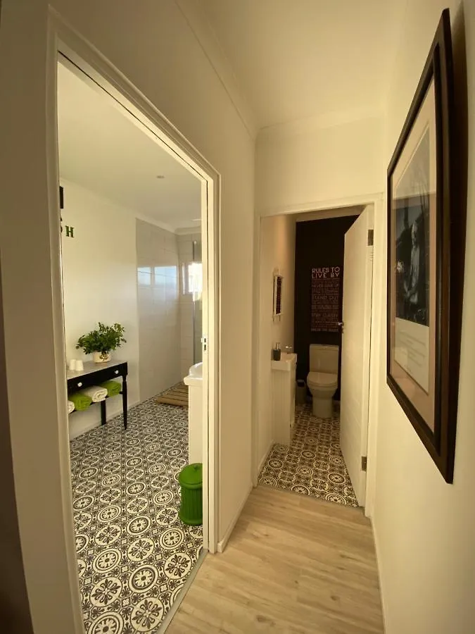 Cape Town Skyline 2 Bedroom Apartment