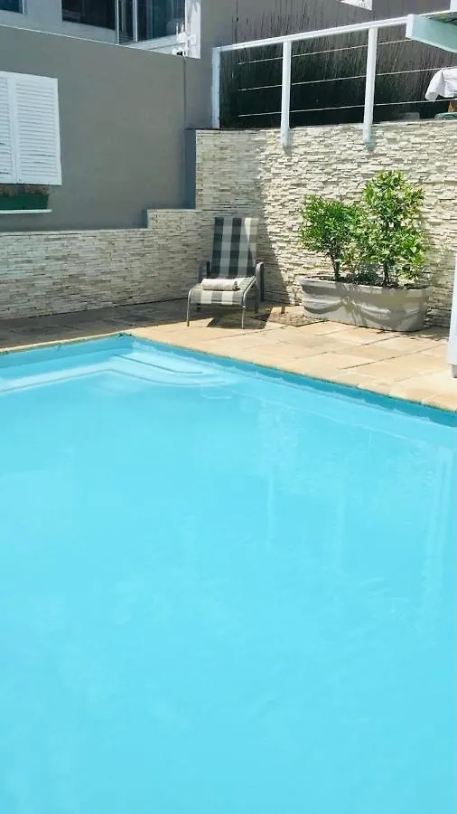 Cape Town Skyline 2 Bedroom Apartment